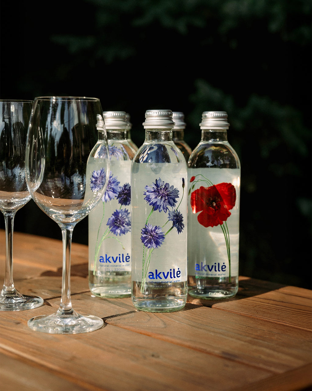 Akvile Sparkling Water